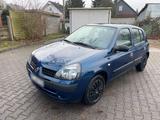 Renault Clio 2  1.2 L Tüv neue 12.27 (ZUST... - Renault Clio aus 2004: 1.2