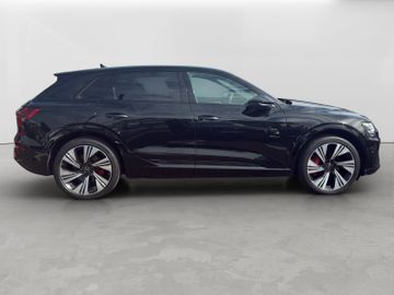 Audi Q8 e-tron - 5