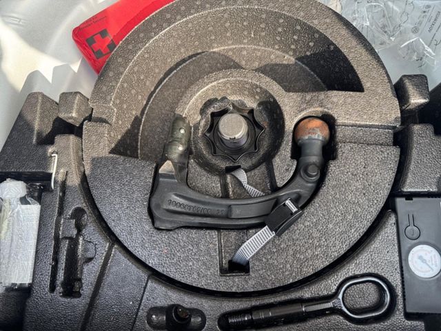 T-Roc Style 1.5 TSI OPF AHK Navi RearView LED