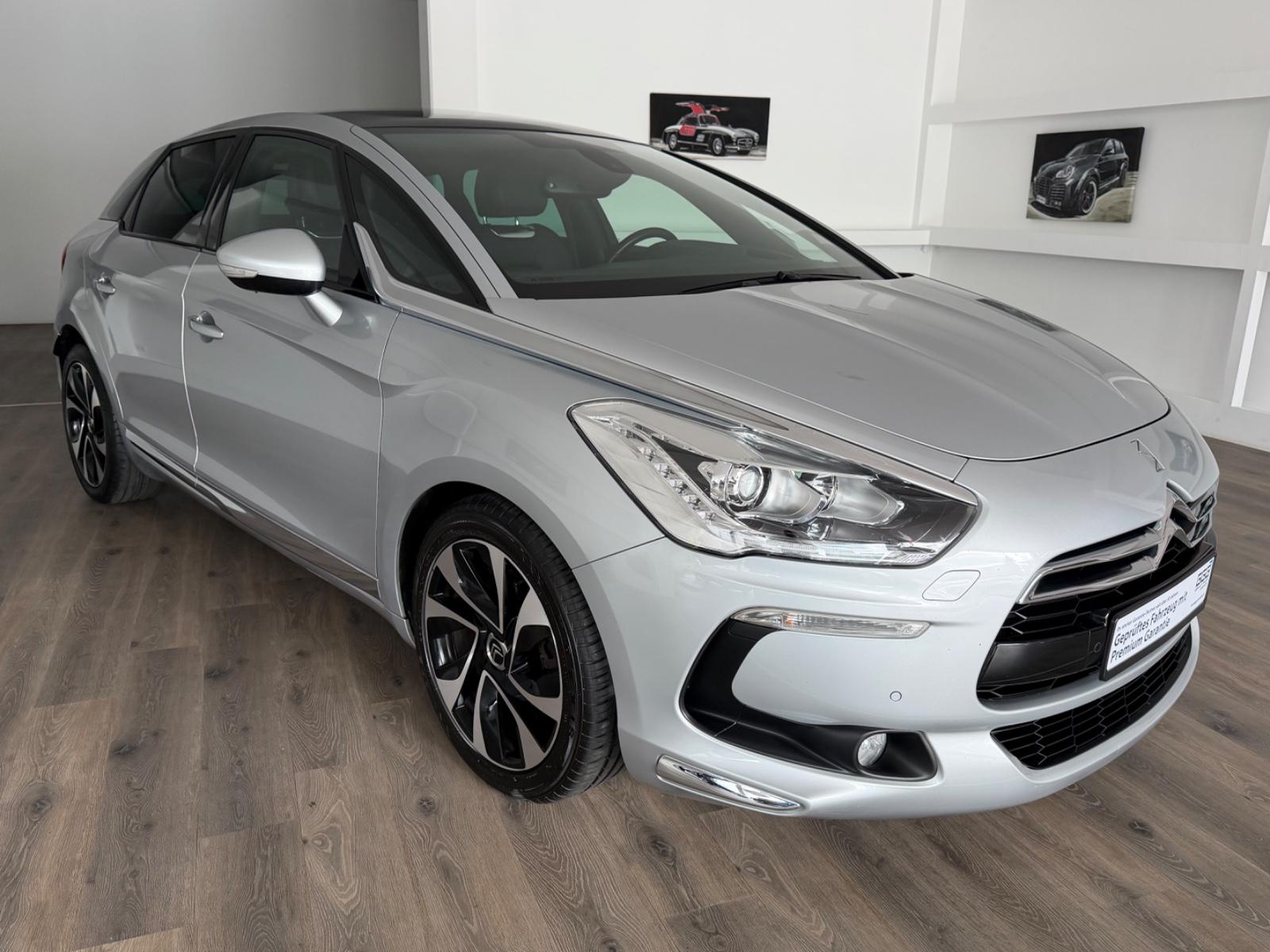 Citroën DS5 SoChic +RFK+SHZ+PANO