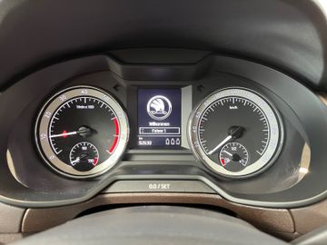Skoda Octavia - 12