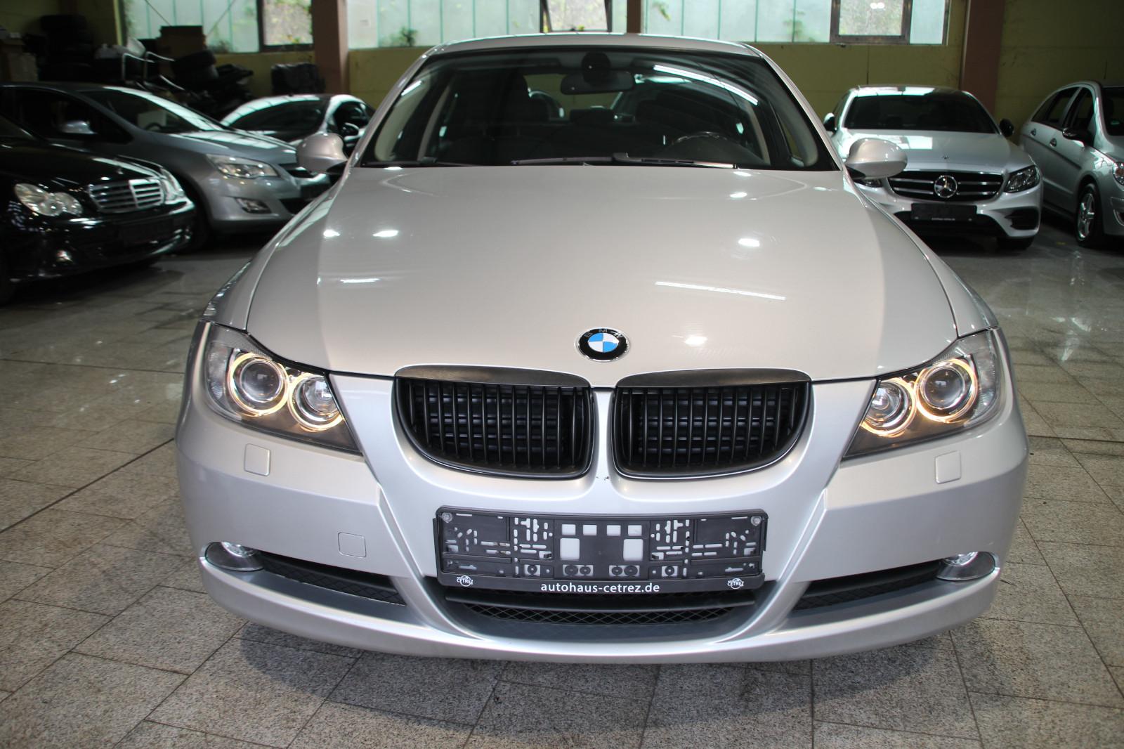 BMW 320 Baureihe 3 Lim. 320i*AUTOMATIK*KLIMA*SHZ*NAV