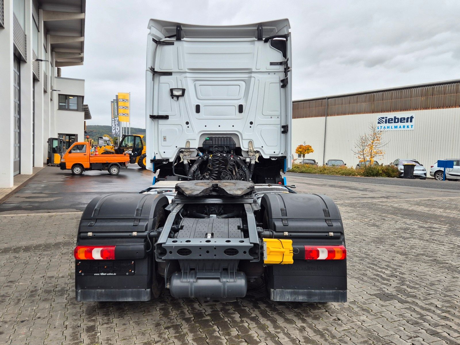 Fahrzeugabbildung Mercedes-Benz Actros 1845 LS Öl-Retarder Navi PPC 2x Bett