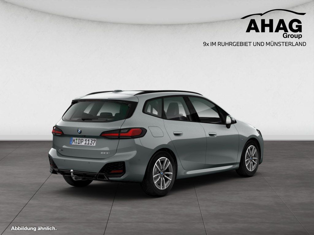 BMW 223 Active Tourer - Bild 2