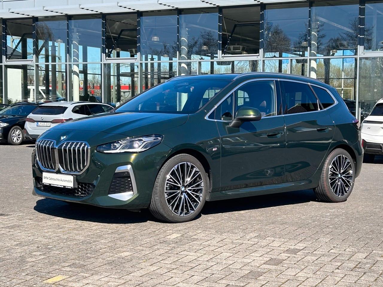 BMW 218i Active Tourer M Sport / AHK / Glasdach