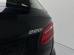 BMW 220 Active Tourer Advantage Park-Assistent Navi 