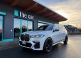 BMW X7 M50 d 7-Sitzer/Laser/Navi/SoftClose/STHZ/AHK - BMW X7 M50 aus 2019