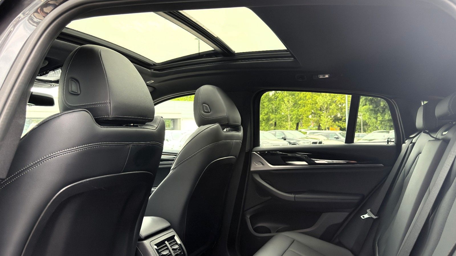 BMW X4 xDr 20d LEDER PANO HUD 360 LCPROFF LASER AHK foto 19