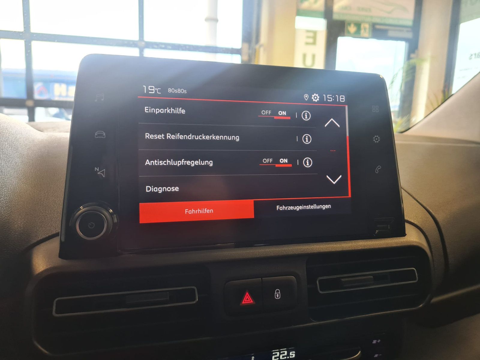 Fahrzeugabbildung Citroën Berlingo / KAMERA / SCHECKHEFT