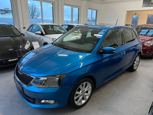 Skoda Fabia Joy *2xPDC*NAVI* 1 HAND *Xenon*