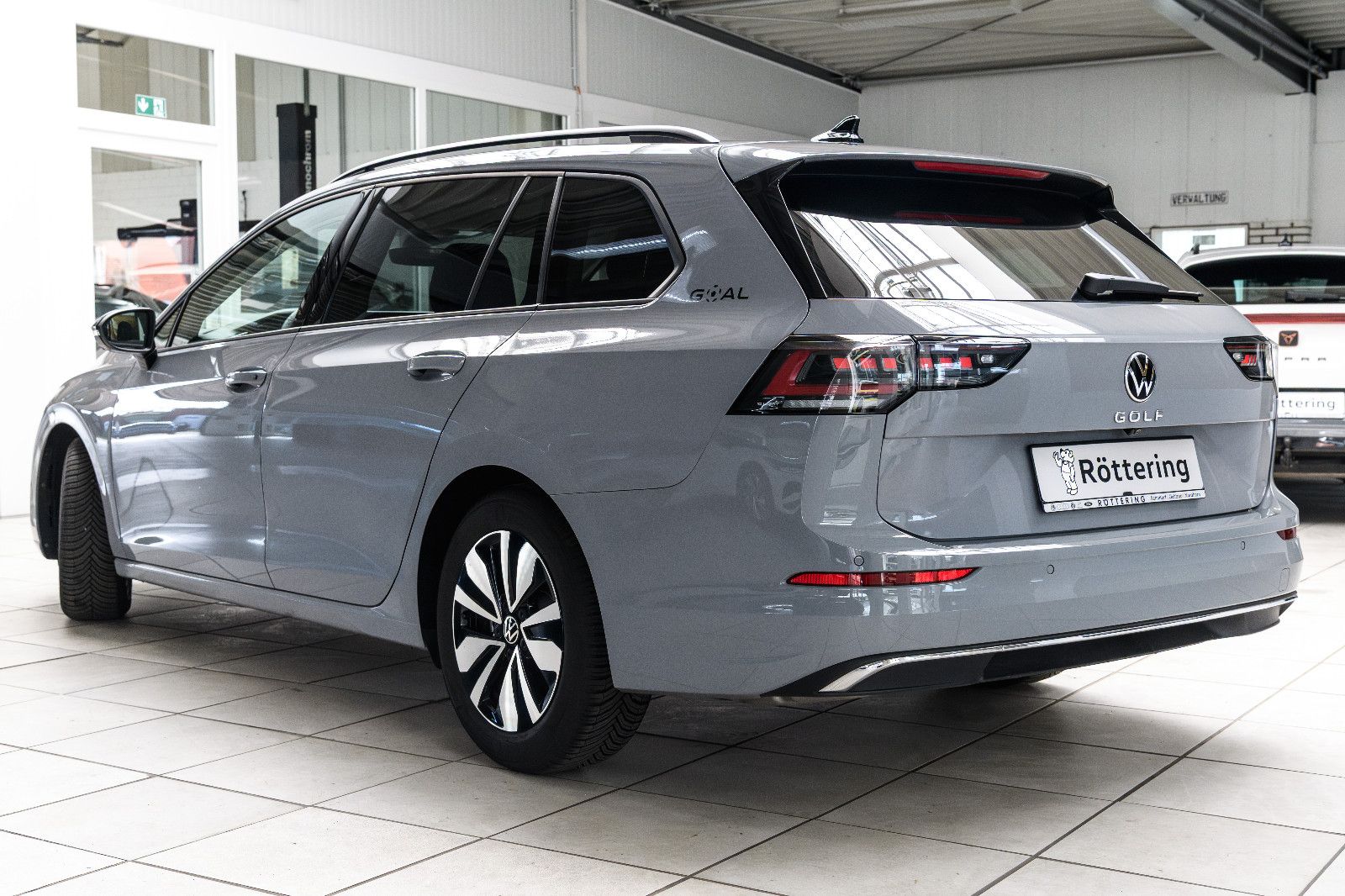 Fahrzeugabbildung Volkswagen Golf VIII Variant 2.0 TDI Goal+LED+AHK+GJR+ACC