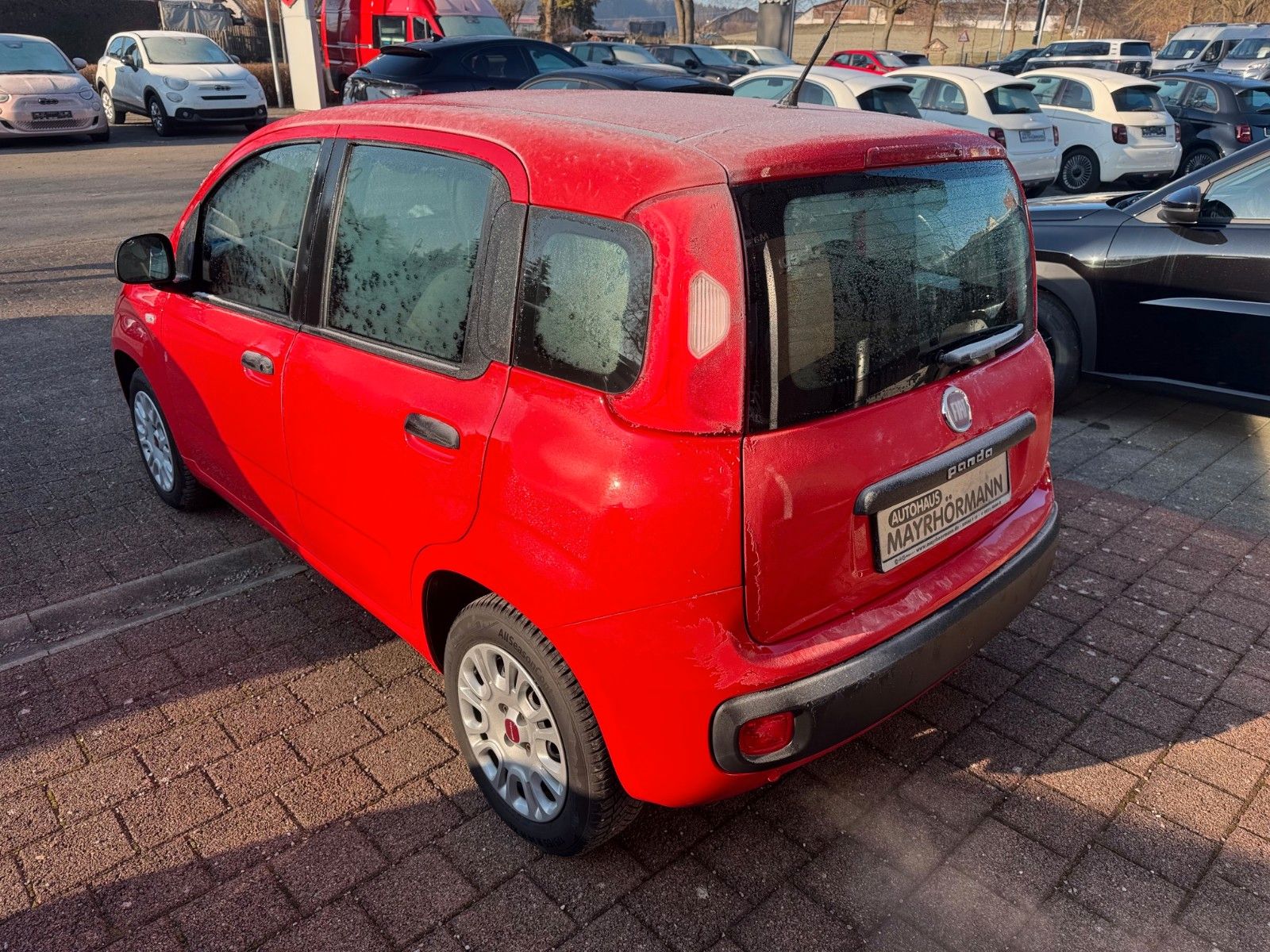 Fahrzeugabbildung Fiat Panda Easy Parksensoren Radio Klima