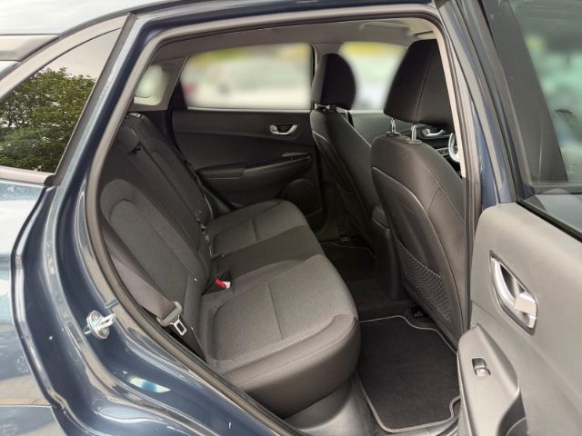 Fahrzeugabbildung Hyundai KONA Edition 30+ Elektro 2WD +KLIMA+NAVI+PDC+UVM