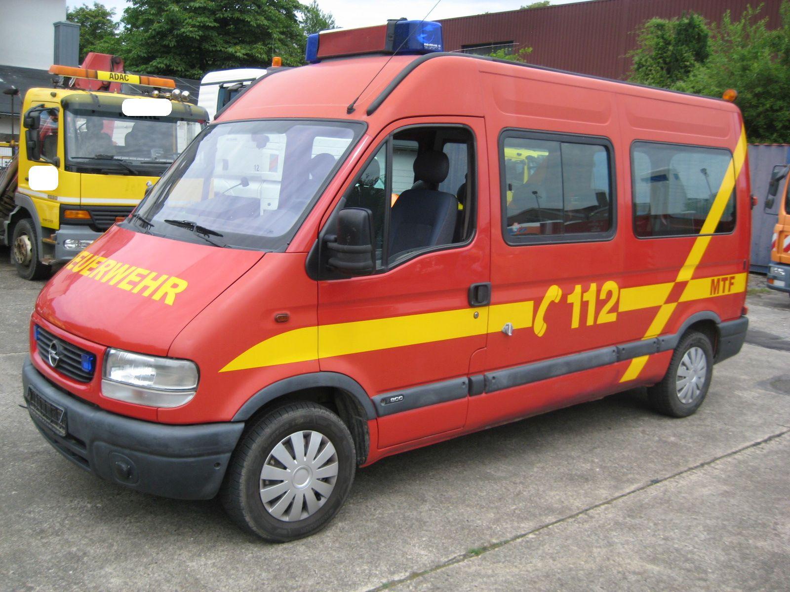 Opel Movano 2,8 DTI Feuerwehr MTW MTF 9-Sitzer *AHK*