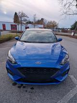 Ford Focus ST-Line, eco boost, 1,5 Liter - Ford Focus mit Diesel-Antrieb: Kleinwagen