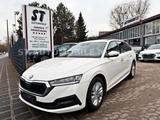Skoda Octavia Combi 2.0 TDI Ambition*1.HD*PDC*LED*TEMP - Skoda Octavia: Ambition