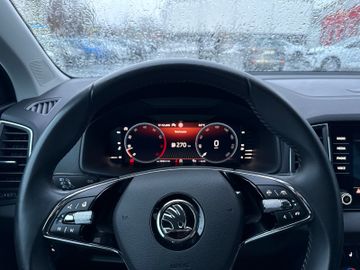Skoda Karoq Tour+LED+Navi+AHK+Kamera+Lkr-Hzg