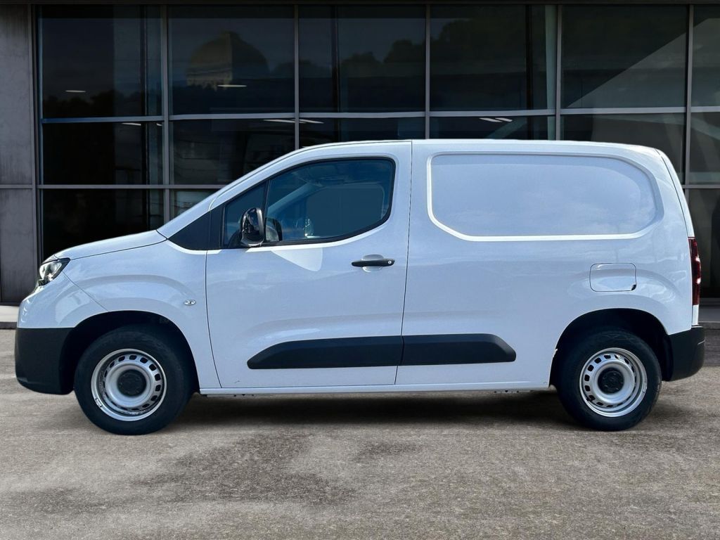 Fahrzeugabbildung Toyota Proace City L1 1,5-l D-4D S&S Meister