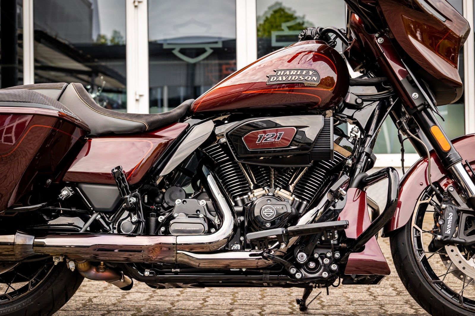 Fahrzeugabbildung Harley-Davidson CVO Street Glide FLHXSE 121 Cui - Jekill & Hyde