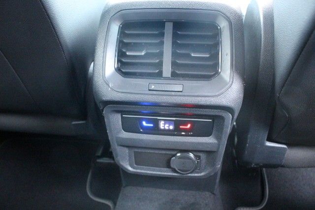 Tiguan R-Line eHybrid Black-Style AHK Kamera