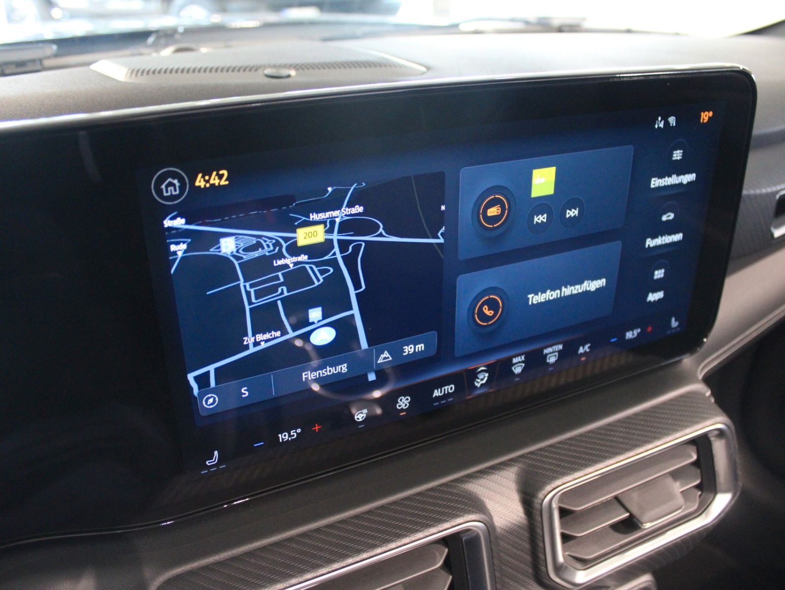 Fahrzeugabbildung Ford Mustang 5.0 V8 GT Automatik LED ACC Kamera Leder