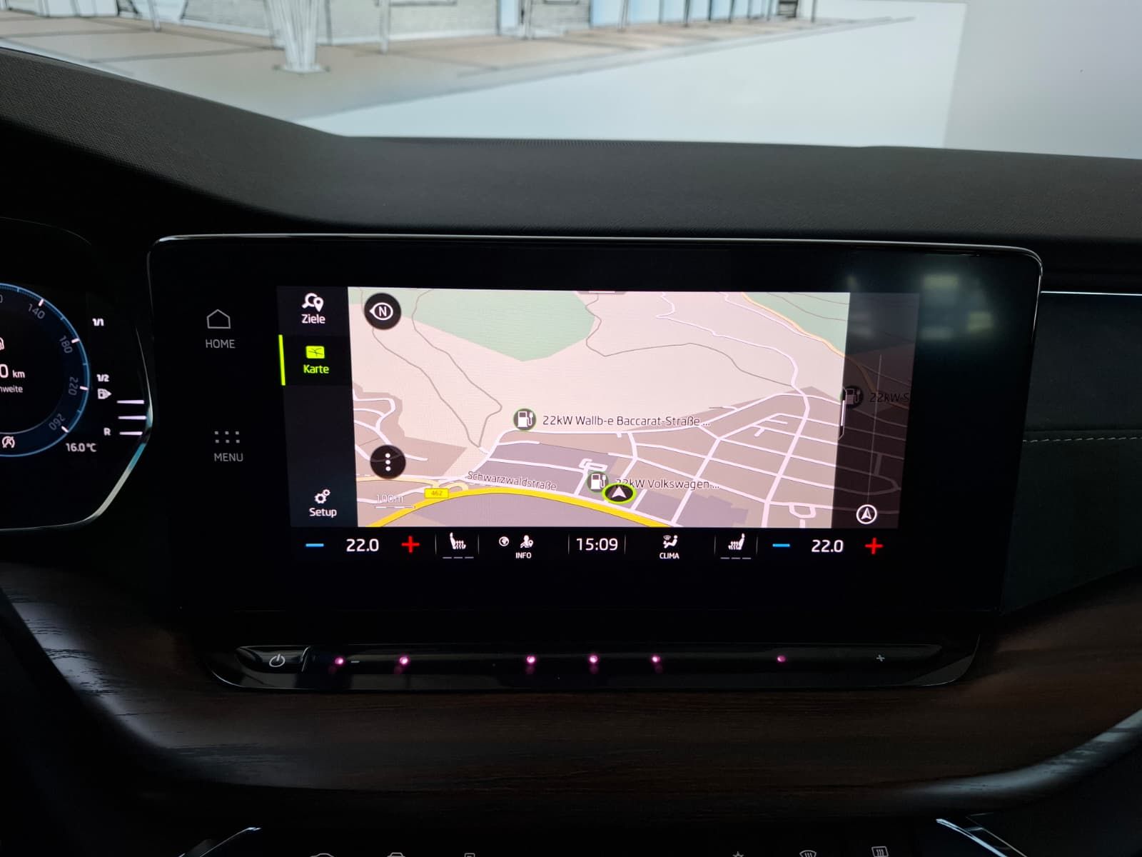 Fahrzeugabbildung SKODA Octavia Combi Scout 2,0 TDI DSG 4x4 +AHK +Kamera