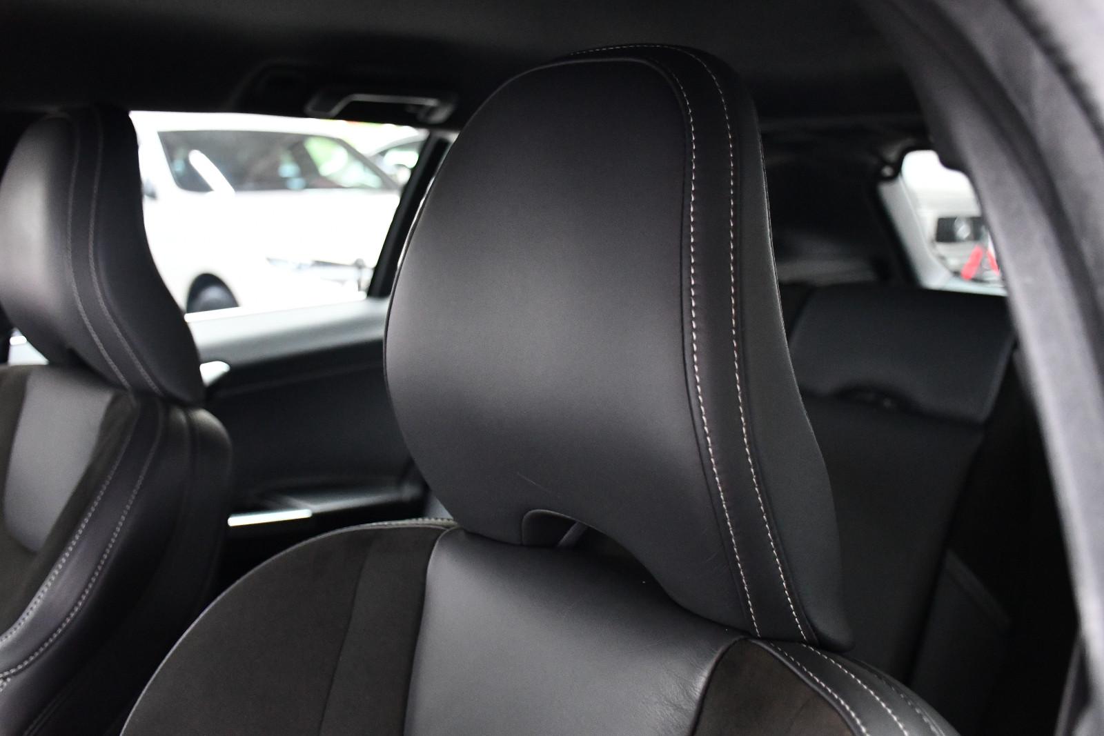 Volvo V60 D4 R-Design Aut. Kamera Leder Navi Ahk 82tkm