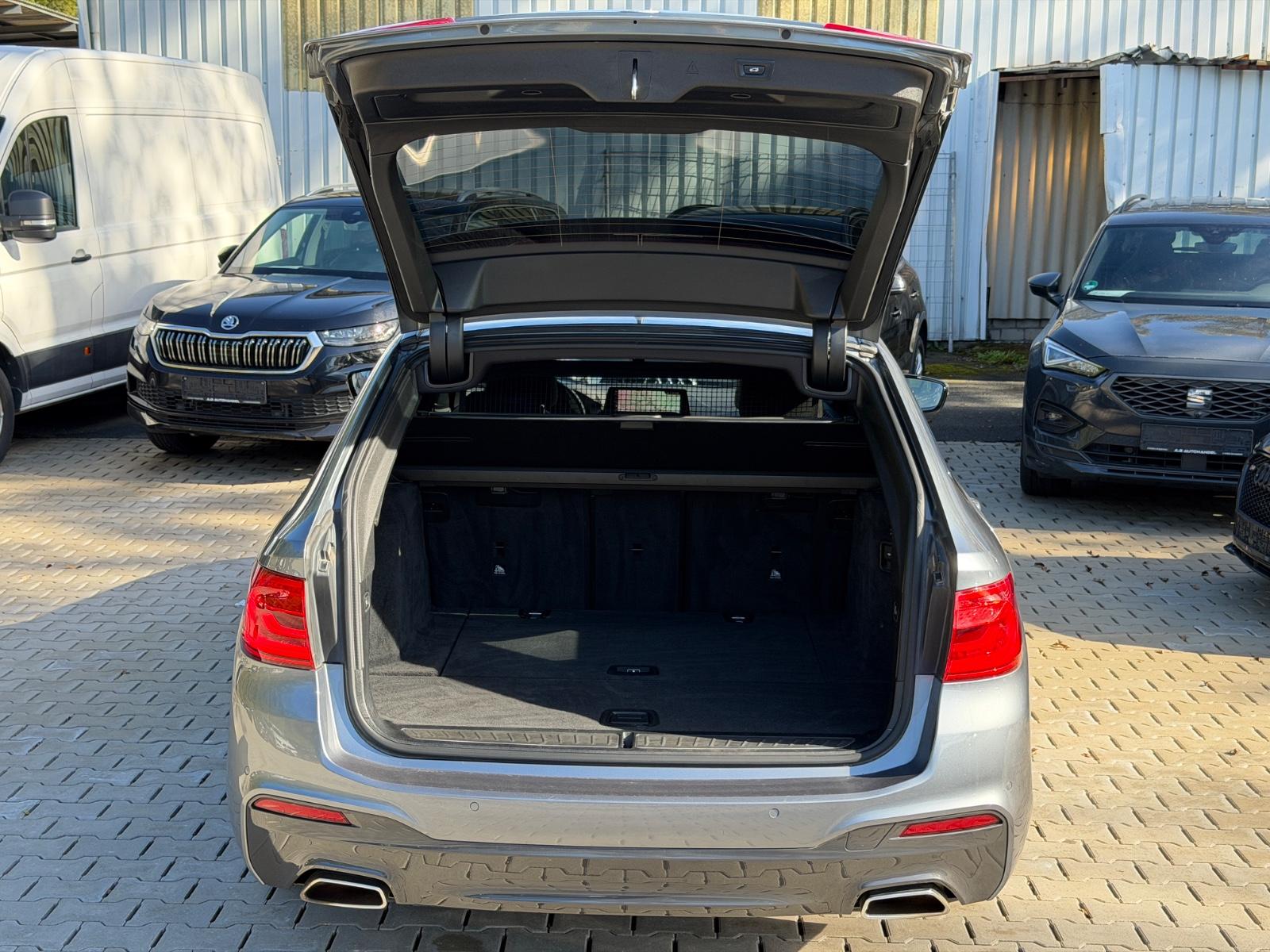 BMW 520 5 Touring 520 d M Sport/HUP/360*/ACC