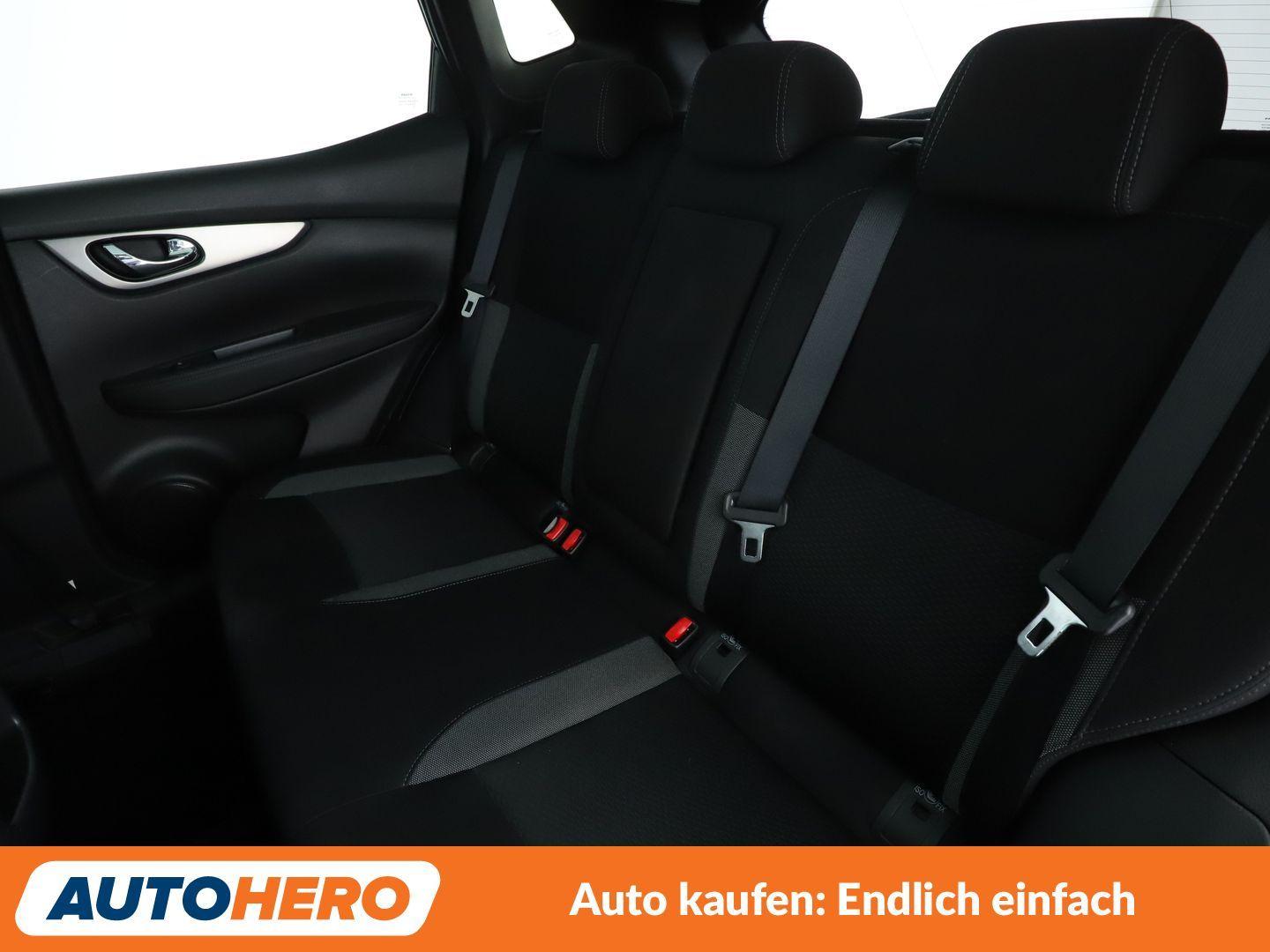 Nissan Qashqai 1.3 DIG-T N-Connecta*NAVI*CAM*TEMPO*PDC*