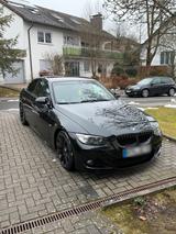 BMW 325i Scheckheftgepflegt TÜV neu M Pake... - BMW 325 in Wiesbaden