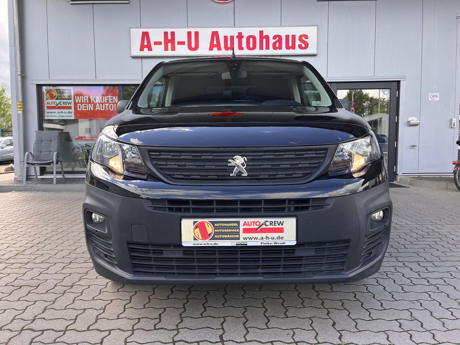 Fahrzeugabbildung Peugeot Partner Premium L2