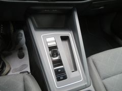 VW Golf VIII Variant 1.5eTSI Life DSG LED Navi Ahk VW Golf VIII Variant 1.5eTSI Life DSG LED Navi Ahk