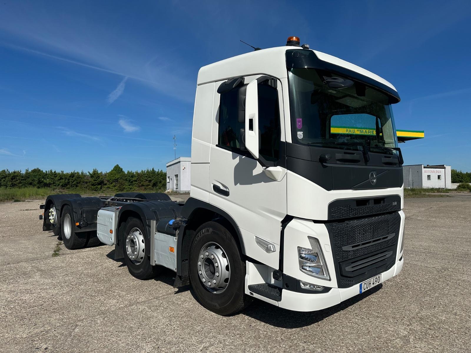 Volvo FM  500  8X2  CHASSIS