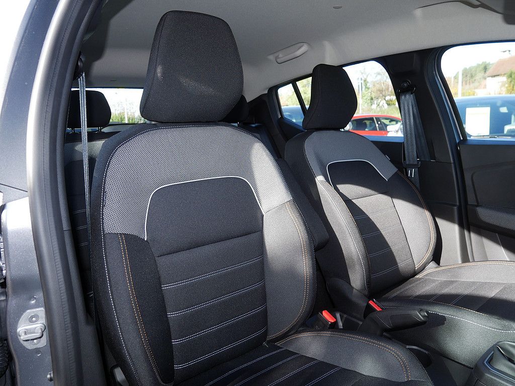 Fahrzeugabbildung Dacia Sandero Stepway Expression TCe 90 CVT Automatik