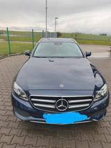 Mercedes-Benz E 200 d T Autom. - - blaue Mercedes-Benz E 200