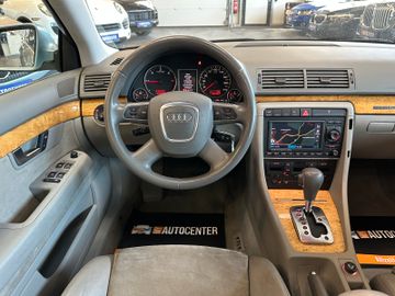 MYAUTOCENTER – Gebraucht- und Jahreswagen mit Werkstattservice in Pfaffenhofen Audi A4 Avant 3.0 TDI quattro *Navi*Klima*