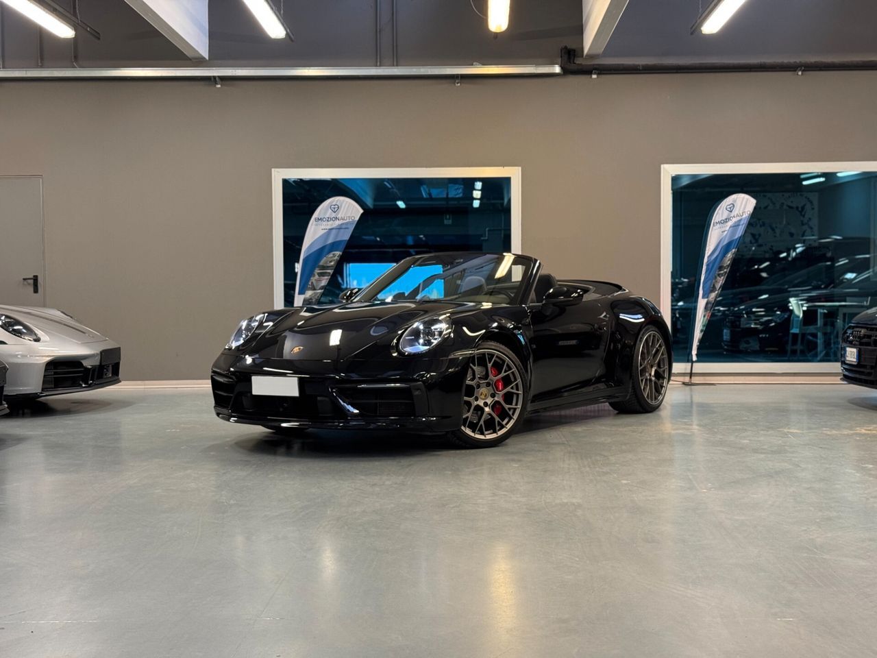 Porsche 911 992 PROMO - CARRERA 4S CABRIO LIFT M imagem 2