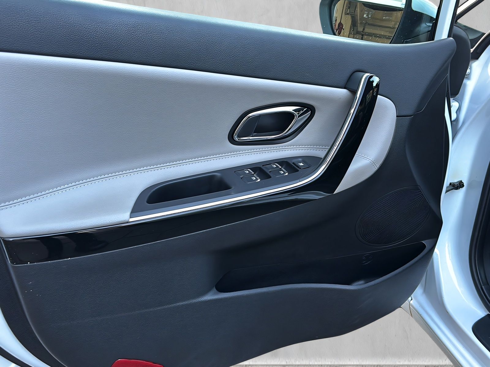 Fahrzeugabbildung Kia cee´d NAVI SITZHEIZ 2 x KLIMAAUT .TEMP. RF KAM