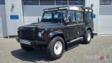 Land Rover Defender 110 Station Wagon - Land Rover Defender: Schwarz