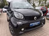 Smart ForTwo*PANORAMA*AMBIENTE*EINPARKHILFE*NAVI*90PS - Smart Gebrauchtwagen von 2019