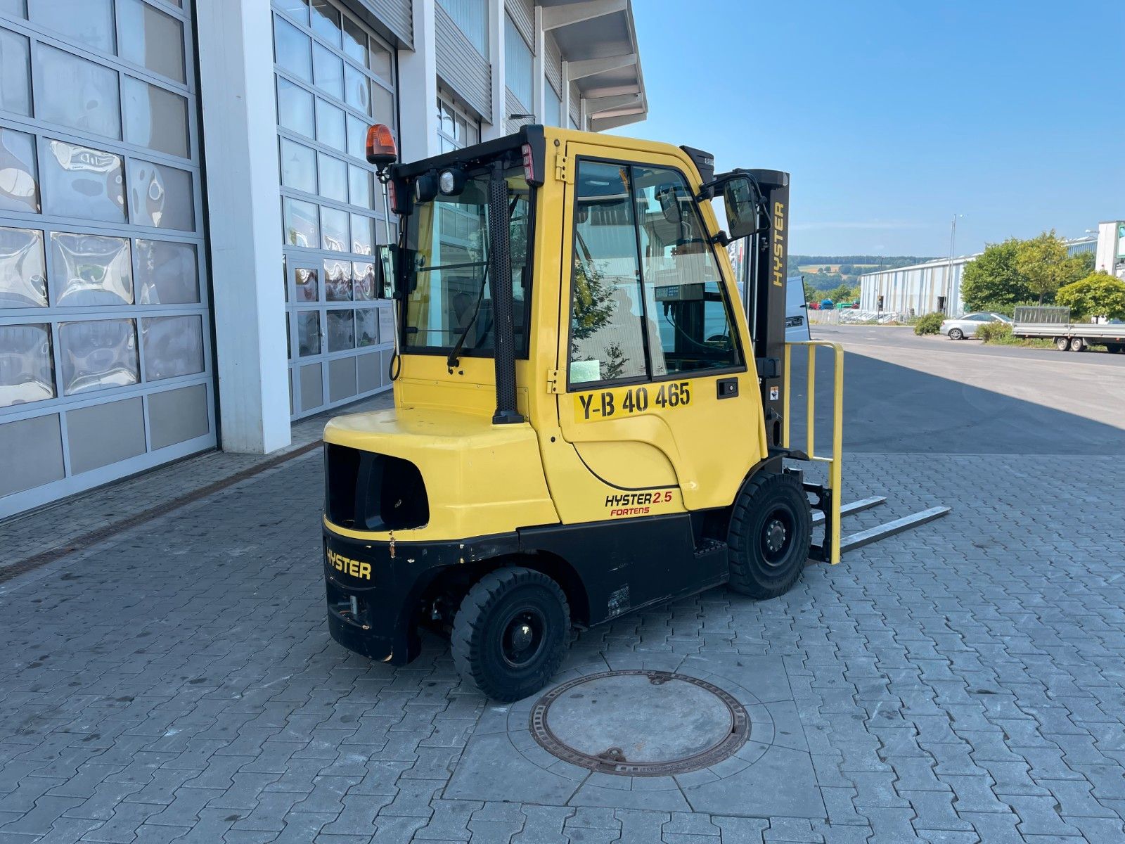 Fahrzeugabbildung Hyster H2.5FT / Duplex 3,3m / nur 948h / Waage