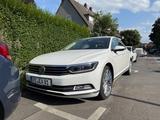 Volkswagen Passat 2.0 TDI Highline  - VW Passat Gebrauchtwagen in Bochum