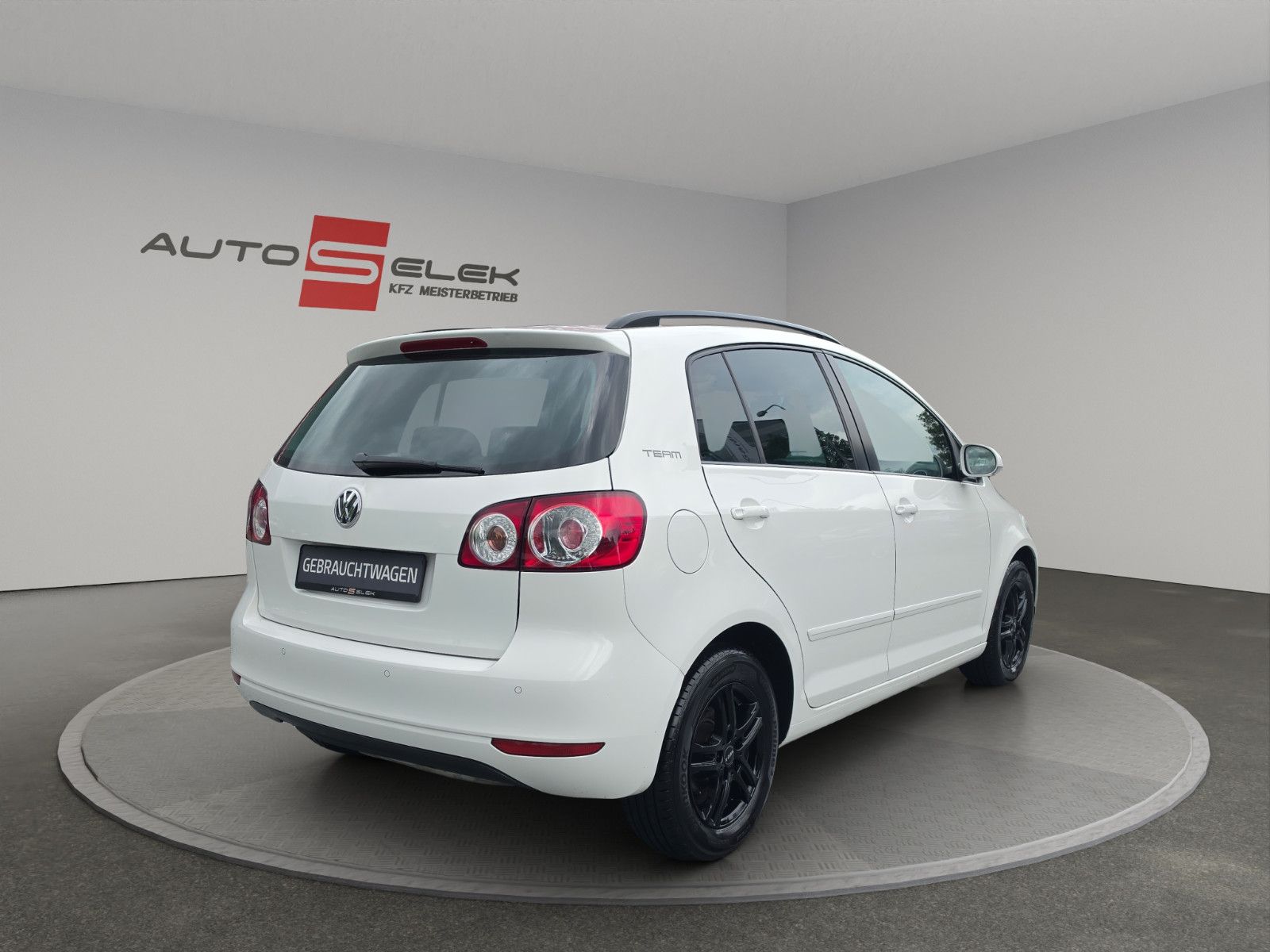 Fahrzeugabbildung Volkswagen Golf Plus VI Team AUTOMATIK STEUERKETT TÜV NEU