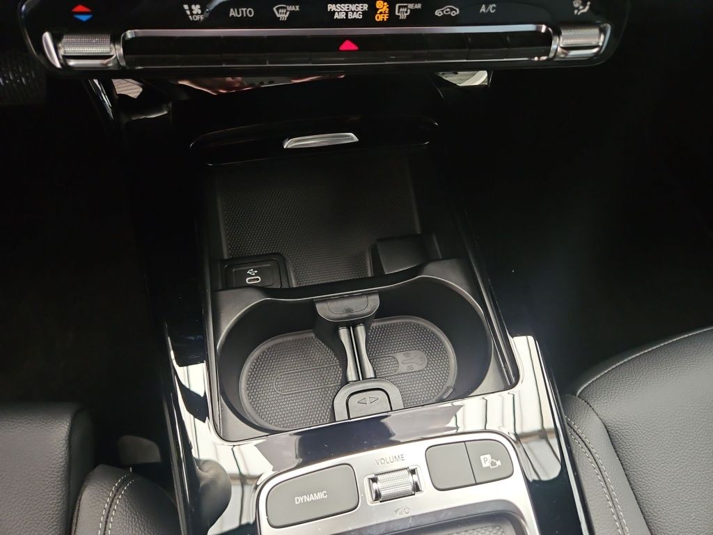 Fahrzeugabbildung Mercedes-Benz A 180 Progressive Night Navi LED SHZ SpurH KAM