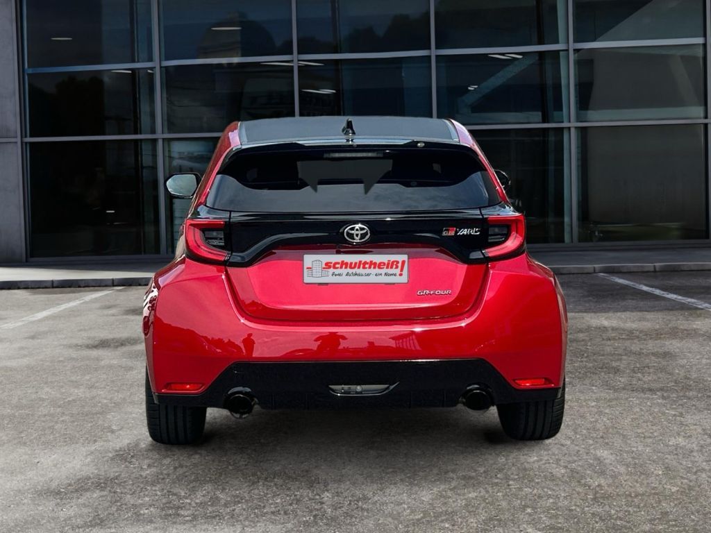 Fahrzeugabbildung Toyota GR Yaris mit High-Performance-Paket