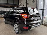 Ford Kuga 4x4 Vignale Xenon Navi Kamera Leder Keyless - Ford