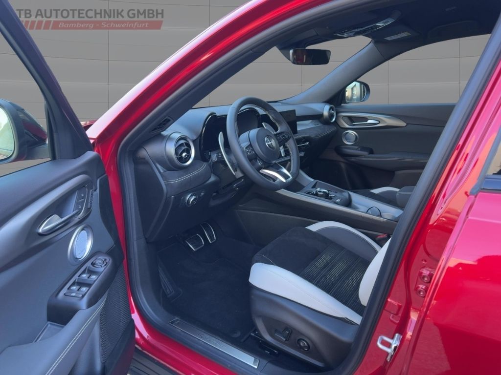 Fahrzeugabbildung Alfa Romeo Tonale Ibrida Sport Speciale Matrix Elektr. Heck