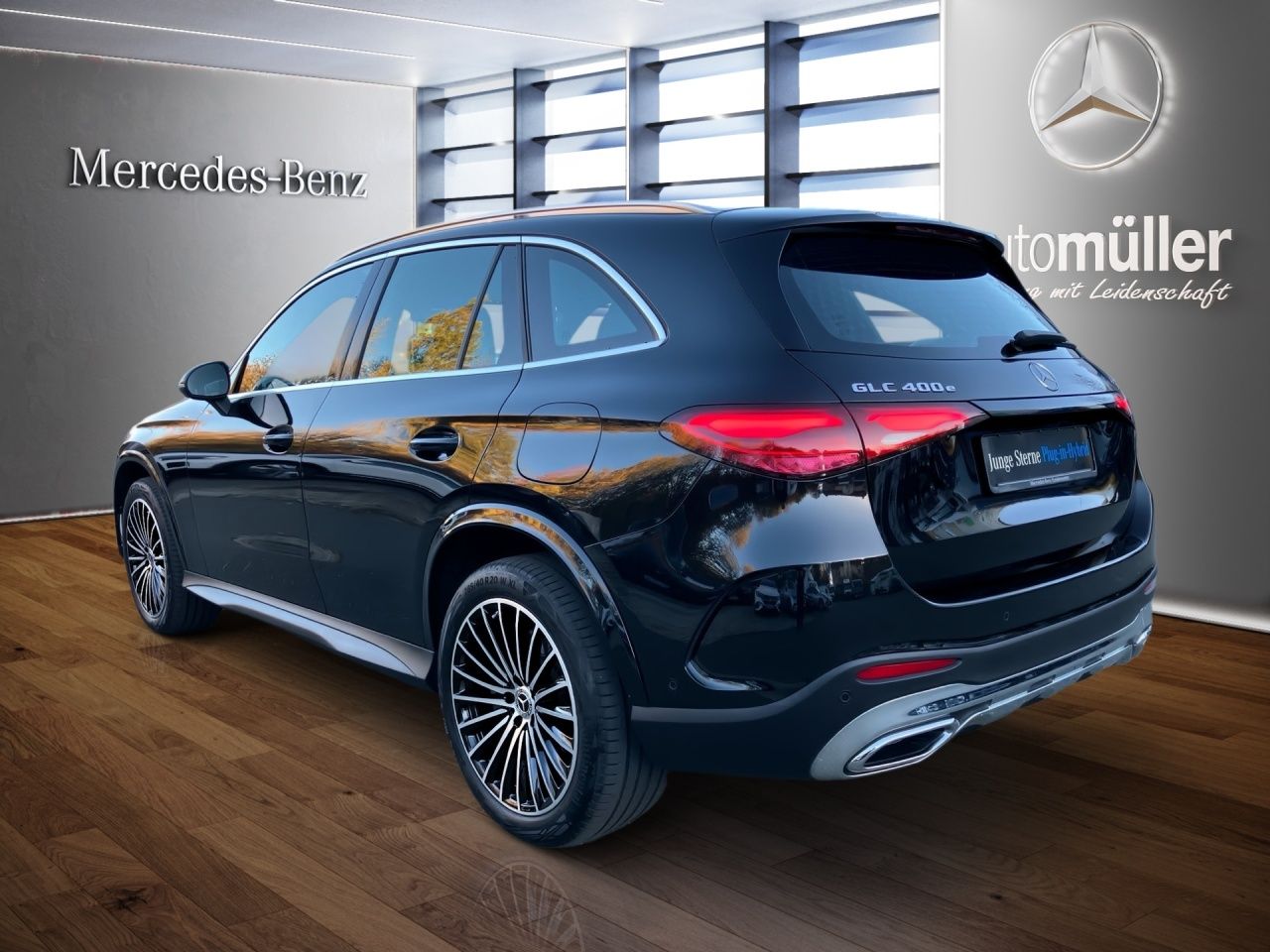 Fahrzeugabbildung Mercedes-Benz GLC 400 e 4M AMG+HEADUP+PROJ.LED+BURM+CARPL+STHZ