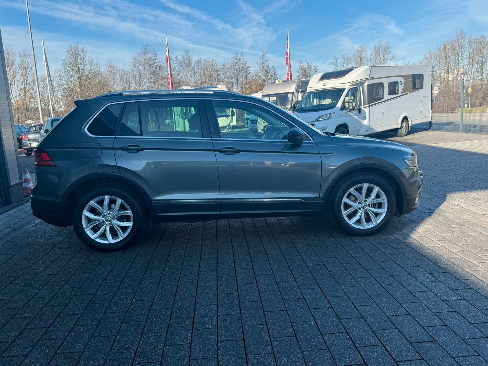 Fahrzeugabbildung Volkswagen Tiguan IQ.DRIVE Start-Stopp