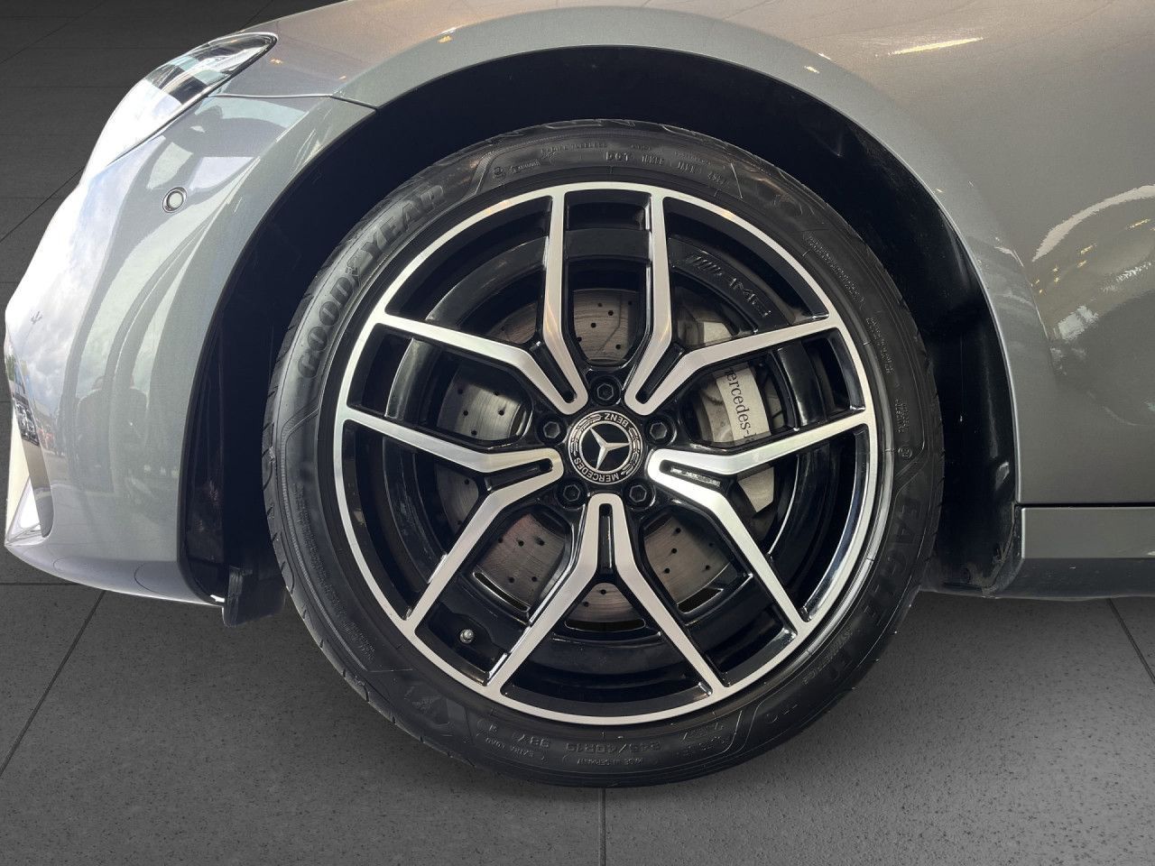 Mercedes-Benz AMG Distr LED Burmester Pano RFK 19 SHZ v. h foto 17